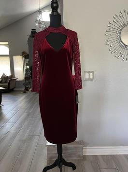 Marina Red Size 8 Burgundy Party Lace Cocktail Dress on Queenly