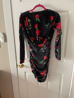 Pretty Little Thing Black Size 2 Summer Bodycon Velvet Cocktail Dress on Queenly