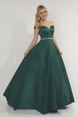 Style 12710 Studio 17 Green Size 8 Tall Height Ball gown on Queenly