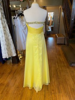 Style 6044 Alyce Yellow Size 10 Tall Height $300 A-line Dress on Queenly