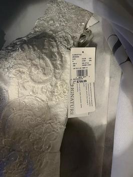 David's Bridal White Size 6 Floor Length Straight Dress on Queenly