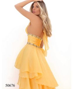 Tarik Ediz Yellow Size 6 Floor Length Halter Ruffles Prom Ball gown on Queenly