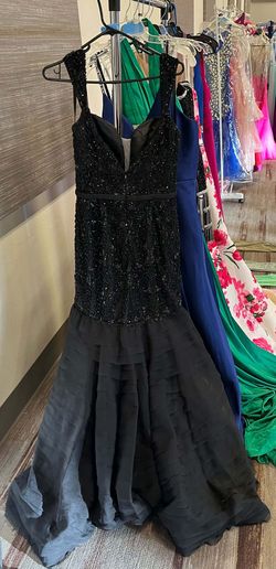 Mac Duggal Black Size 10 Sequined Pattern Sleeves Mermaid Dress on Queenly