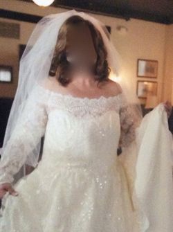 Oleg Cassini White Size 22 Wedding Floor Length Long Sleeve A-line Dress on Queenly