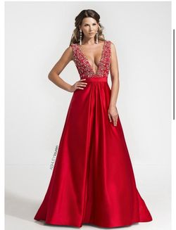 Ashley Lauren Red Size 0 Plunge A-line Dress on Queenly