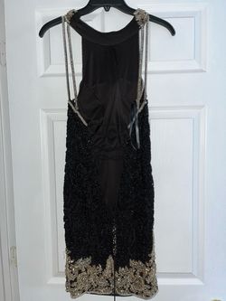 Sherri Hill Black Size 0 Euphoria $300 Nightclub Midi Cocktail Dress on Queenly