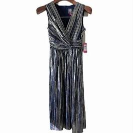 Vince Camuto Silver Size 2 Midi Cocktail Dress on Queenly