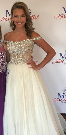 Sherri Hill White Size 4 Cap Sleeve Sequin A-line Dress on Queenly