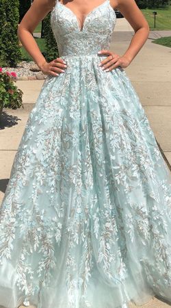 Sherri Hill Blue Size 4 Grey Lace Turquoise Ball gown on Queenly