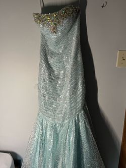 Tony Bowls Blue Size 0 $300 Mermaid Dress on Queenly