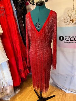 Unique Dress Clu Red Size 10 Midi Speakeasy Tall Height 50 Off Cocktail Dress on Queenly