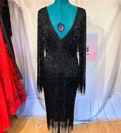 Unique Dress Clu Black Size 10 Midi Speakeasy Tall Height 50 Off Cocktail Dress on Queenly