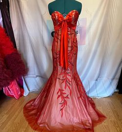Unique Dress Clu Red Size 2 Medium Height Floor Length Mermaid Dress on Queenly