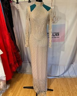Unique Dress Clu Light Pink Size 8 Fully Beaded Sequined Rose Gold Mermaid Dress on Queenly