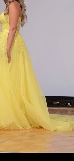 Sherri Hill Yellow Size 6 Bridesmaid Asymmetrical Black Tie Train Dress on Queenly