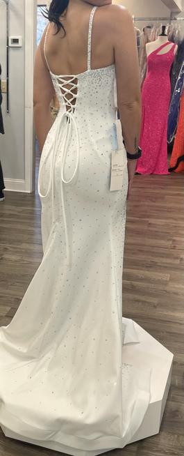 Ava Presley White Size 0 Floor Length Side slit Dress on Queenly