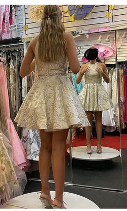 Jovani White Size 0 Homecoming $300 Cocktail Dress on Queenly