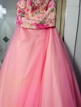 Pink Size 8 Ball gown on Queenly
