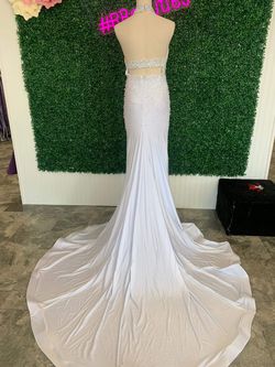 Mac Duggal White Size 4 Floor Length 50 Off Mermaid Dress on Queenly