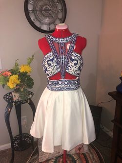 Clarisse Blue Size 8 $300 Cocktail Dress on Queenly
