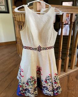 Tony Bowls Multicolor Size 4 Midi Homecoming $300 Cocktail Dress on Queenly
