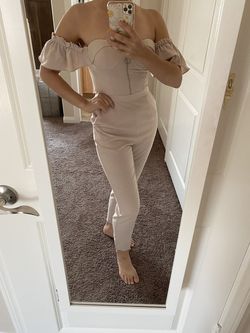 Lavish Alice Nude Size 4 $300 Office Jumpsuit Dress on Queenly