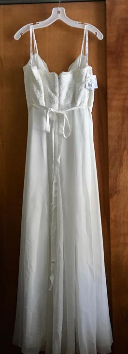 David's Bridal White Size 18 Floor Length A-line Dress on Queenly