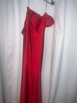 Nicole Bakti Red Size 2 Black Tie Straight Dress on Queenly
