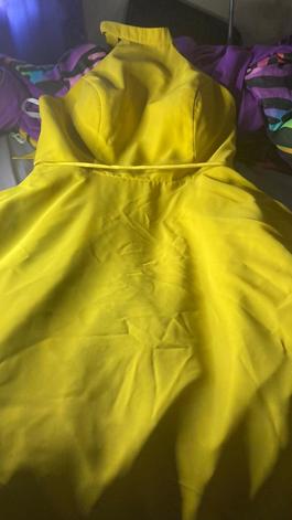 Yellow Size 16 Straight Dress on Queenly