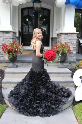 Style 54979 Sherri Hill Black Size 6 Floor Length Side slit Dress on Queenly