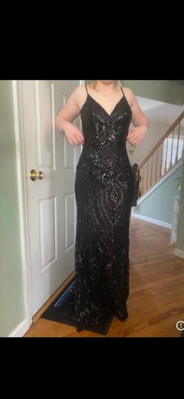 Black Size 6 Ball gown on Queenly