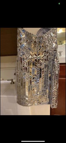 Tony Bowls Silver Size 4 Euphoria Fully-beaded $300 Cocktail Dress on Queenly