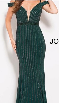 Jovani Silver Size 4 Plunge Black Tie Winter Formal Straight Dress on Queenly