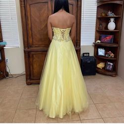 Fiesta Yellow Size 2 $300 Tulle 50 Off Ball gown on Queenly