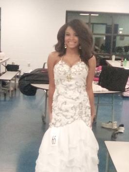 Custom Couture Jovani Dress White Size 2 Military Pageant $300 Floor Length Mermaid Dress on Queenly