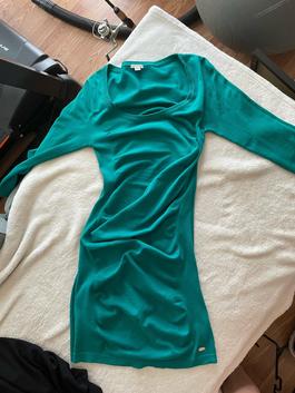 Guess Blue Size 6 Midi $300 Teal Cocktail Dress on Queenly