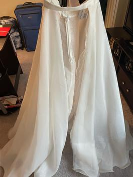 Ashley Lauren White Size 10 Overskirt Prom $300 Train Dress on Queenly