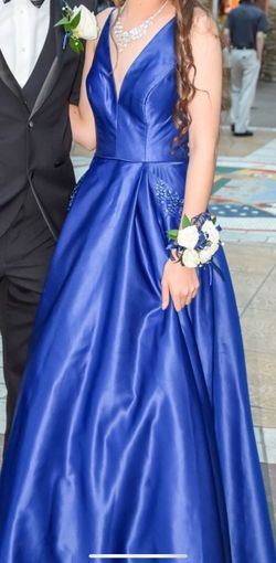 Blondie Nites Royal Blue Size 2 Floor Length Ball gown on Queenly