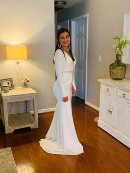 Sherri Hill White Size 2 Prom Long Sleeve Train Sequin Straight Dress on Queenly