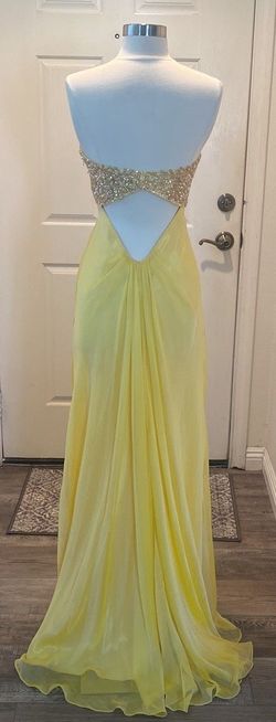 La Femme Yellow Size 0 50 Off Straight Dress on Queenly