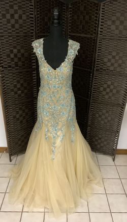 Tony Bowls Multicolor Size 6 Tulle Jewelled $300 Mermaid Dress on Queenly
