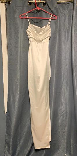 Windsor White Size 0 Floor Length Summer Prom $300 Side slit Dress on Queenly