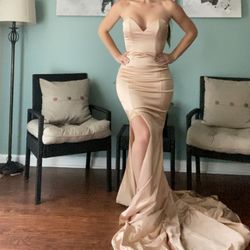 Portia and Scarlett Nude Size 0 50 Off $300 Sweetheart Mermaid Dress on Queenly