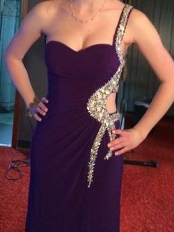Purple Size 00 Straight Dress on Queenly