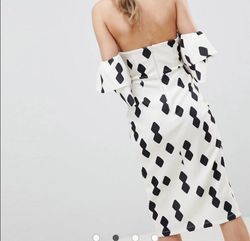 ASOS White Size 12 Sleeves Floor Length Side slit Dress on Queenly