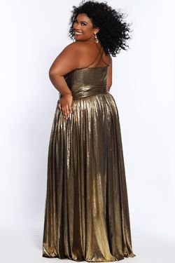 Style CE2201 Sydney's Closet Gold Size 14 Floor Length Halter Tall Height Side slit Dress on Queenly