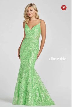 Style EW122022 Ellie Wilde Green Size 0 Prom Military Spaghetti Strap Pageant Straight Dress on Queenly