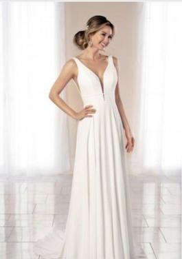 Style 7042 Stella York White Size 16 Plus Size Ivory V Neck Train A-line Dress on Queenly