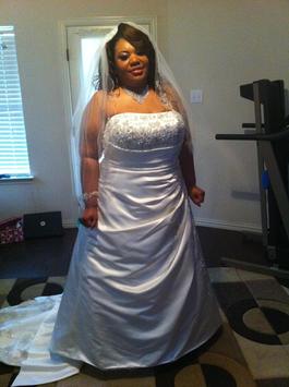 White Size 18 Ball gown on Queenly