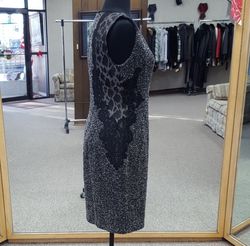 Elie Tahari Black Size 6 Wednesday Midi $300 Cocktail Dress on Queenly